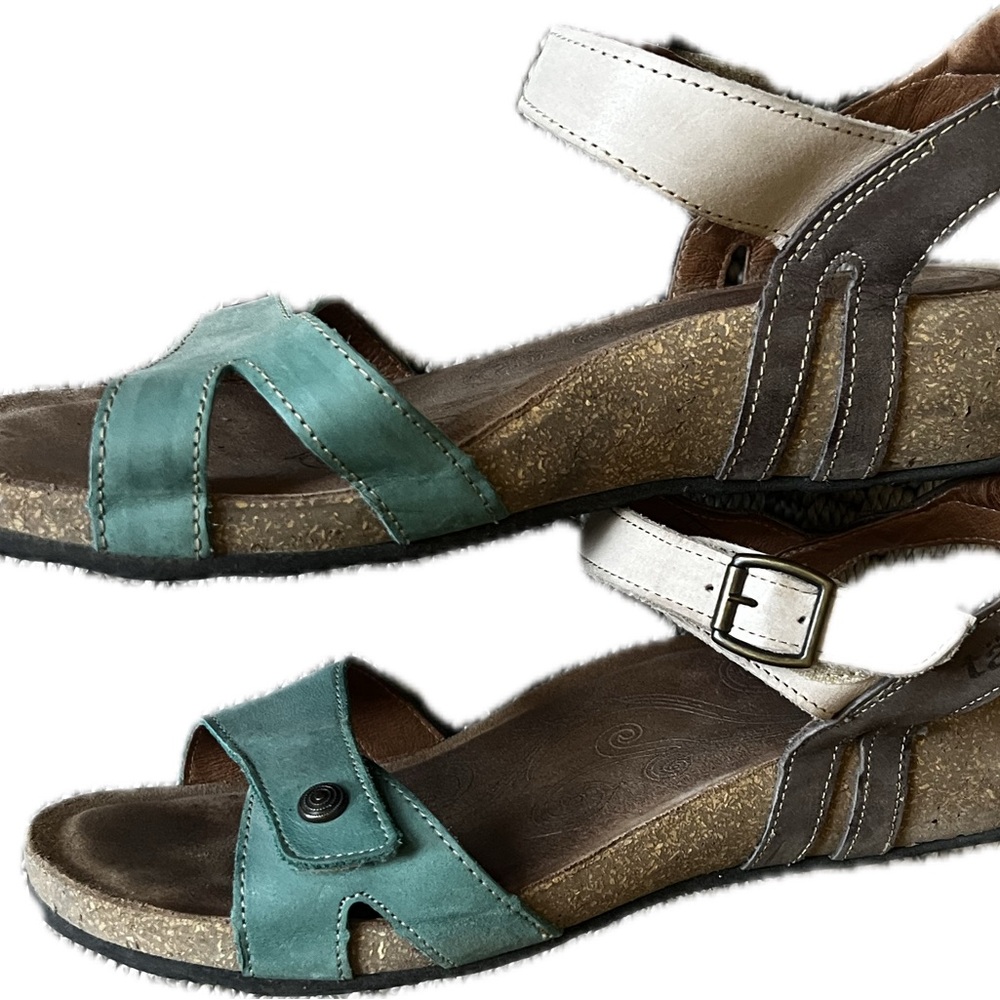 Taos Footwear Green, Cream & Brown Sandals women’s 39 8 - Picture 2 of 3